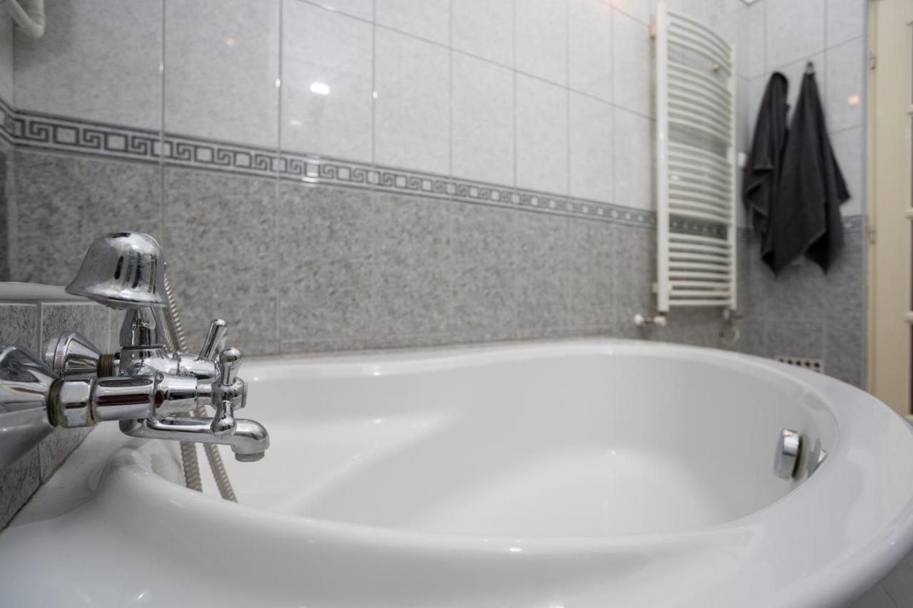 Emerald Suite With Free Parking Budapest Extérieur photo