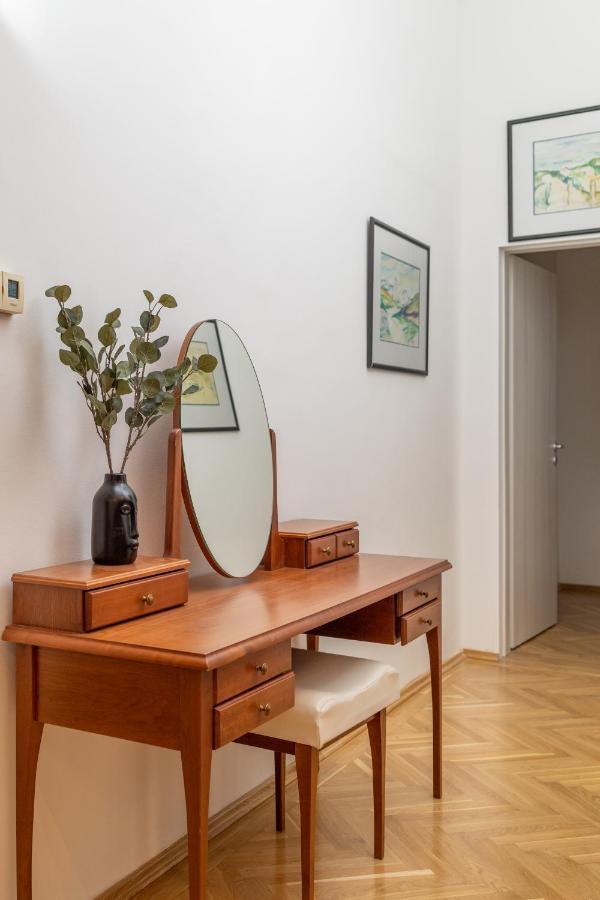Emerald Suite With Free Parking Budapest Extérieur photo