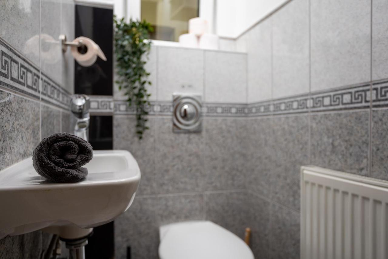 Emerald Suite With Free Parking Budapest Extérieur photo